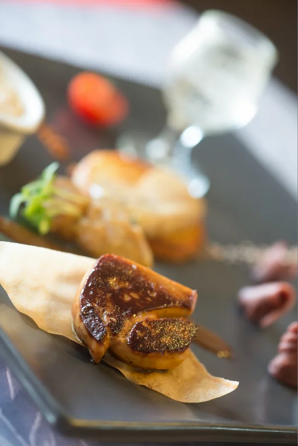 Le Pressoir — foie gras poêlé, pain toasté